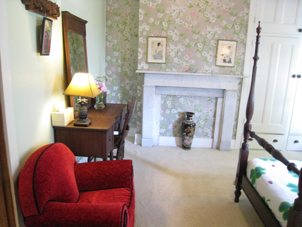Allegheny Street Bed & Breakfast Hollidaysburg Room photo